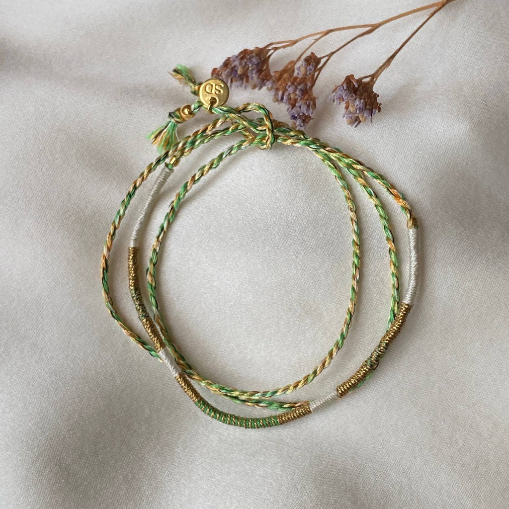Bracelet cordon porte bonheur Sukh Sophie Deschamps