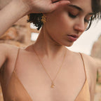 Collier Elaia branche d’olivier dorée – Agapée Jewelry