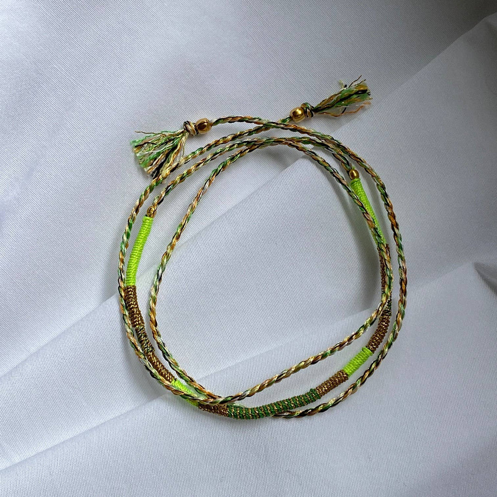 Bracelet cordon porte bonheur Sukh Sophie Deschamps