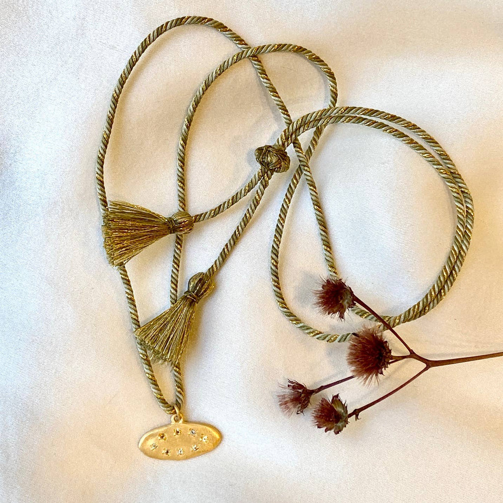 COLLIER INDIRA Médaille plaqué or mat ETHNIC CHIC