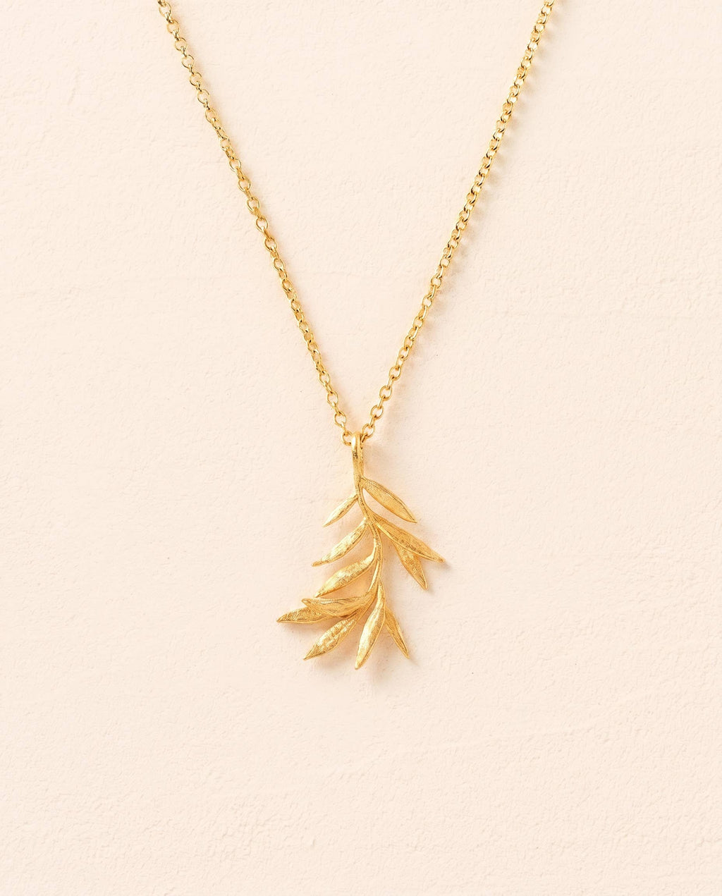 Collier Elaia branche d’olivier dorée – Agapée Jewelry