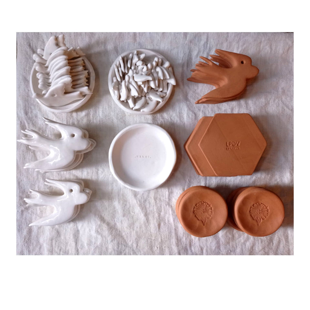 Hirondelle céramique terracotta à suspendre