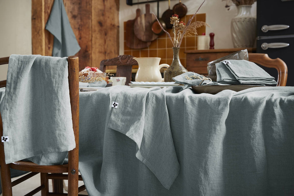 Nappe L'effet papillon 170 x 250 cm SOLINE Azur