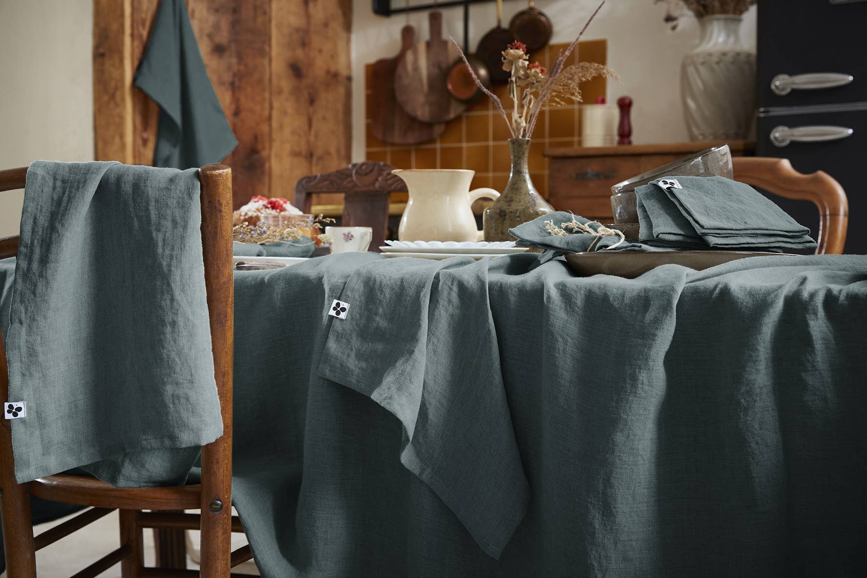 Nappe l'effet papillon 170 x 250 cm SOLINE Ardoise