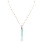 Collier poisson en calcédoine Salmon