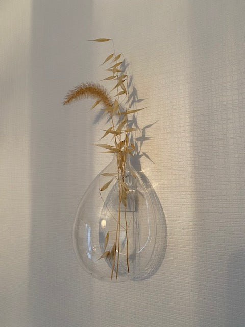 Vase mural M Affari of Sweden